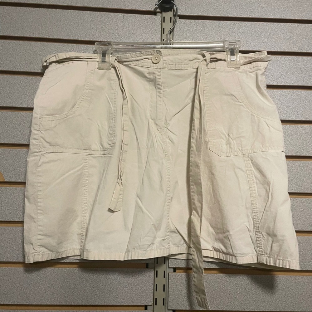 White Stag Women Beige Utility Cargo Skirt Belted Size 14